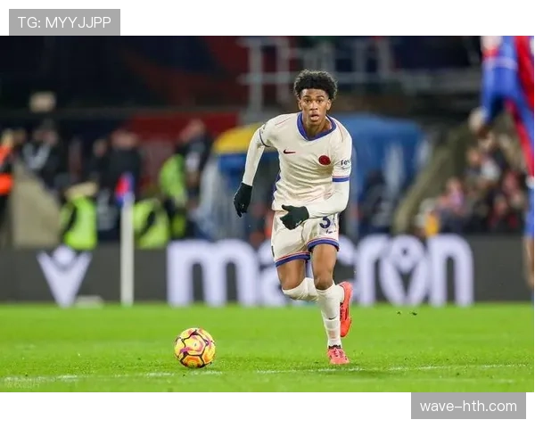 法甲新星闪耀赛场，青年才俊助球队强势崛起引关注