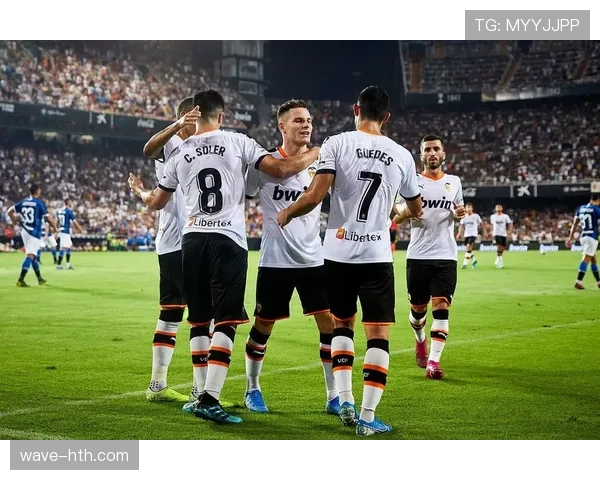 瓦伦西亚运营问题持续,俱乐部财务困境对竞争力形成制约 瓦伦西亚运营问题持续,俱乐部财务困境对竞争力形成制约